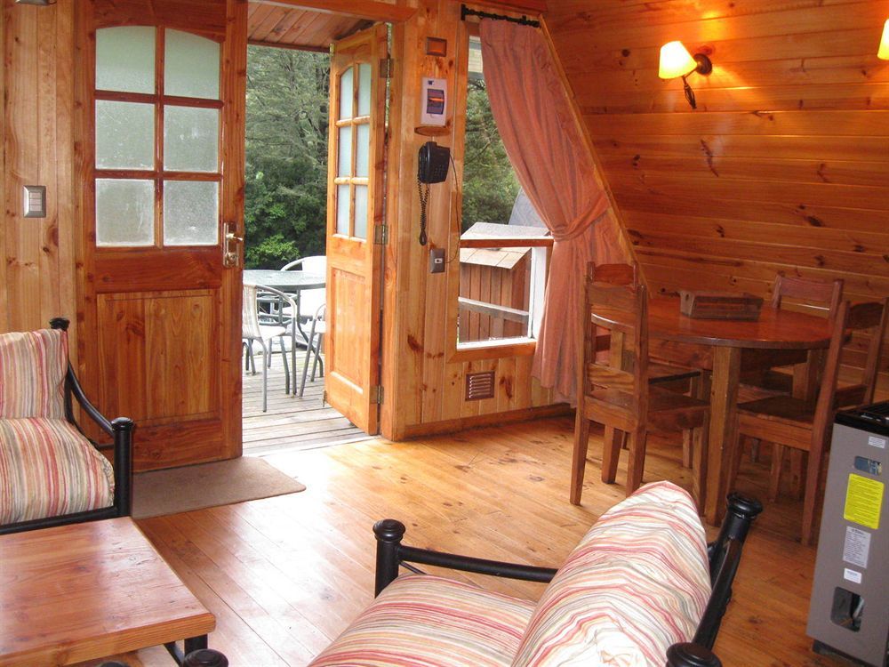 Termas De Aguas Calientes Villa Puyehue Exterior foto